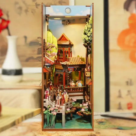 Dream of Red Mansions Book Nook Kit