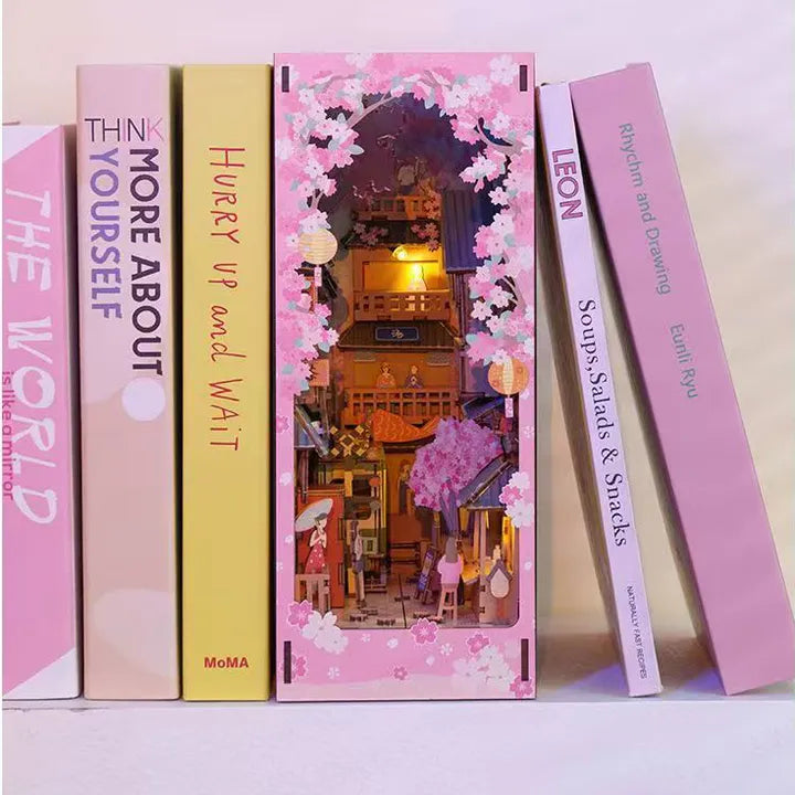 Sakura Bazaar Book Nook Kit
