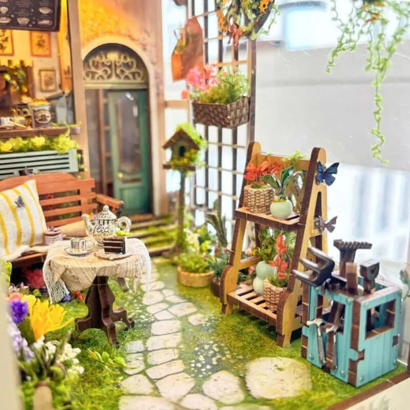 Sylvia Garden Book Nook Kit
