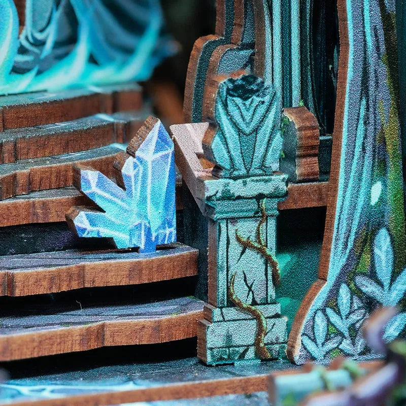 The Gate of Wonderland Book Nook Kit