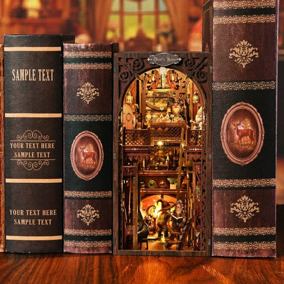 Book Nook - Dom Krasnala