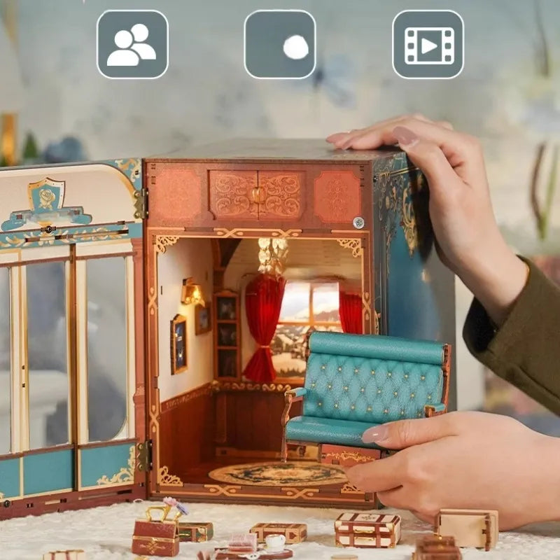 European Travels Book Nook Kit