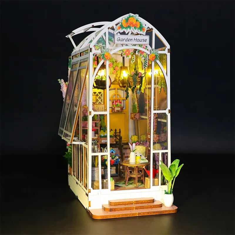 Garden House Book Nook Kit