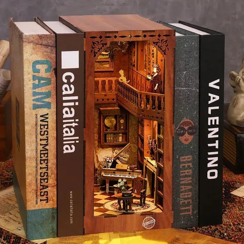 Grimm's Small Building Book Nook Kit