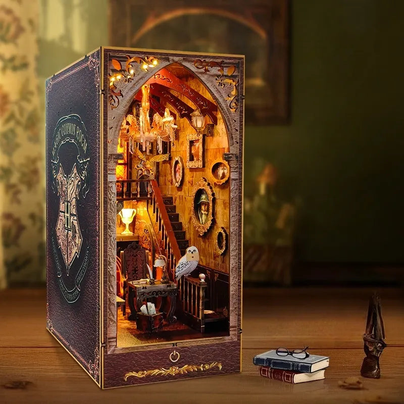 Harry Potter Book Nook Kit