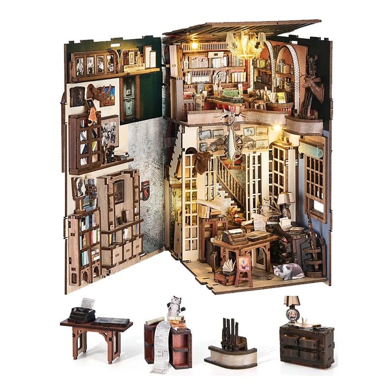 Hemingway House Book Nook Kit
