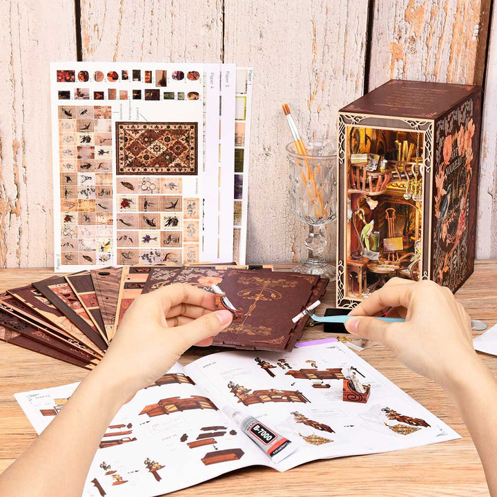 Painter's Day at Dusk Book Nook Kit