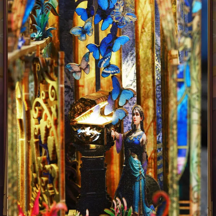 Book Nook - Puszka Pandory