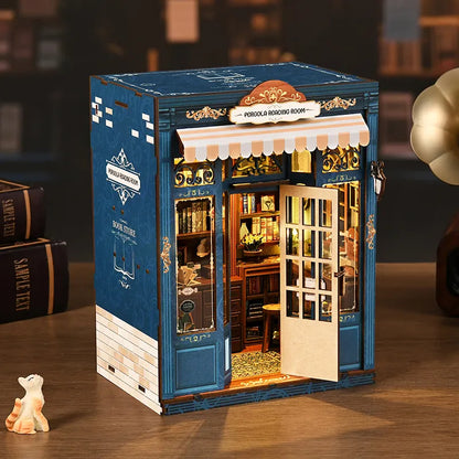 Book Nook - Czytelnia pod pergolą