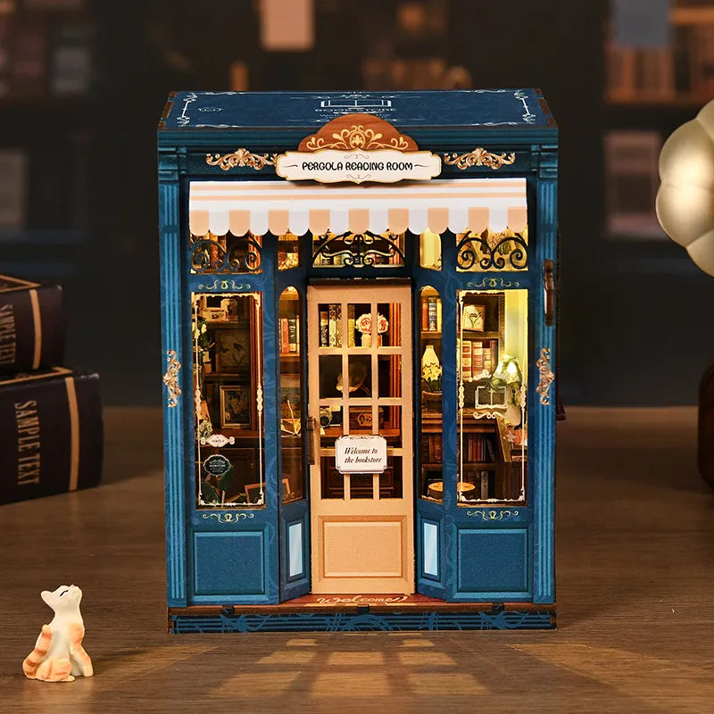 Book Nook - Czytelnia pod pergolą