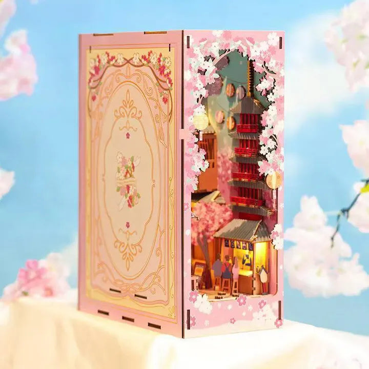 Sakura Bazaar Book Nook Kit