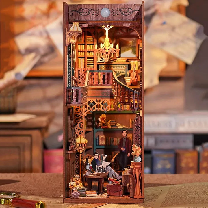 Sherlock Holmes Detective Agency Book Nook Kit