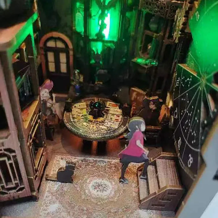 Book Nook - Towarzystwo Wróżb Tarota