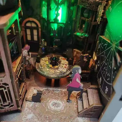 Book Nook - Towarzystwo Wróżb Tarota