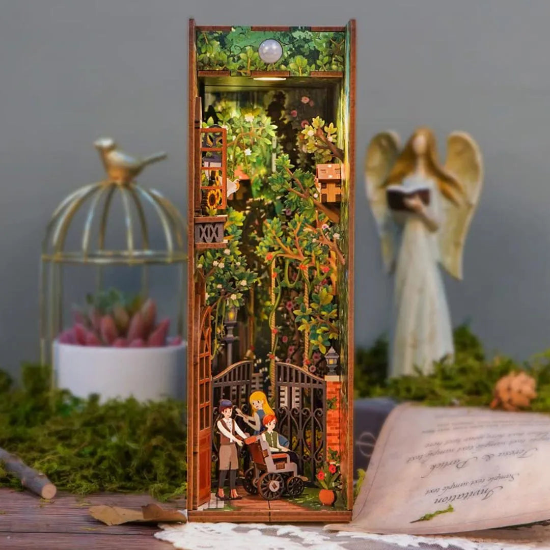 The Secret Garden Book Nook Kit