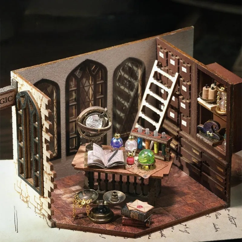 Magic Workshop Miniature House Kit